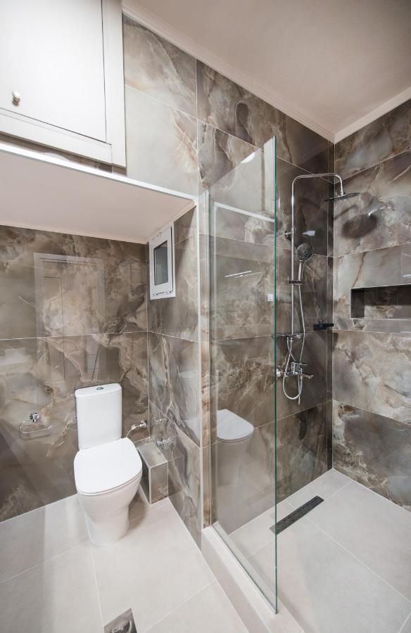 Daphne By Halu! : Downtown Family Penthouse Lägenhet Thessaloníki Exteriör bild