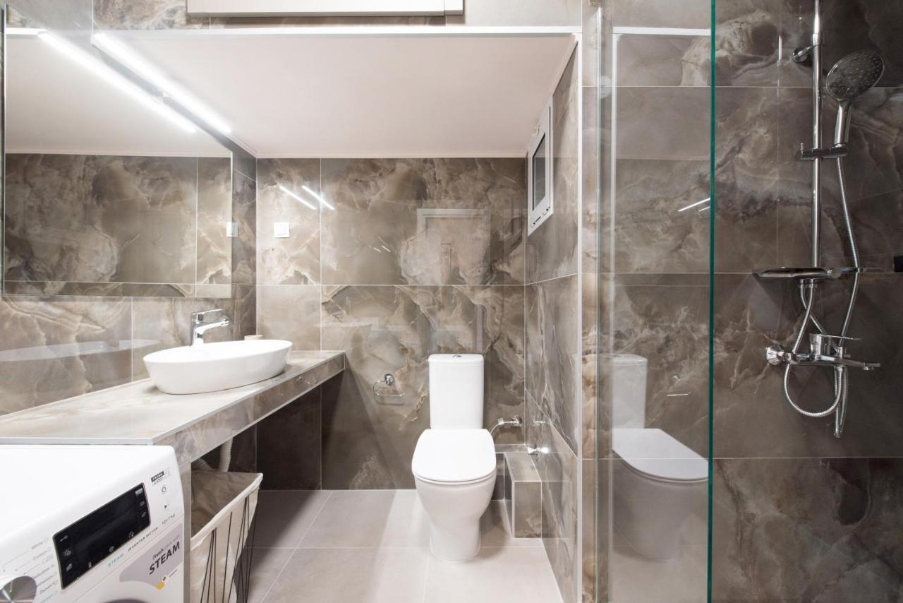 Daphne By Halu! : Downtown Family Penthouse Lägenhet Thessaloníki Exteriör bild